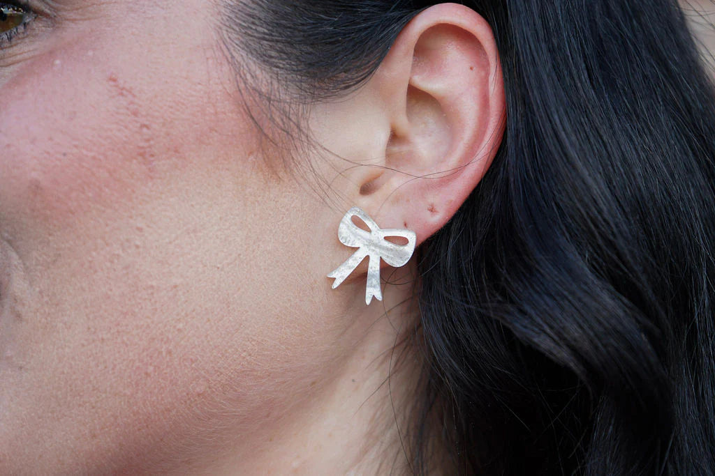 Bow Studs - White Shimmer
