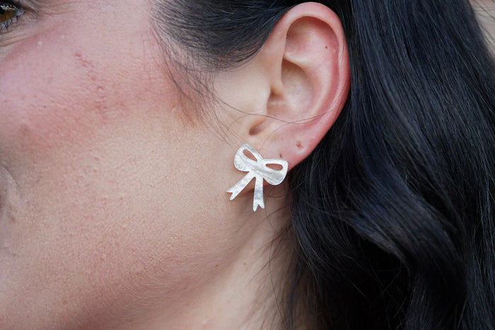 Bow Studs - White Shimmer
