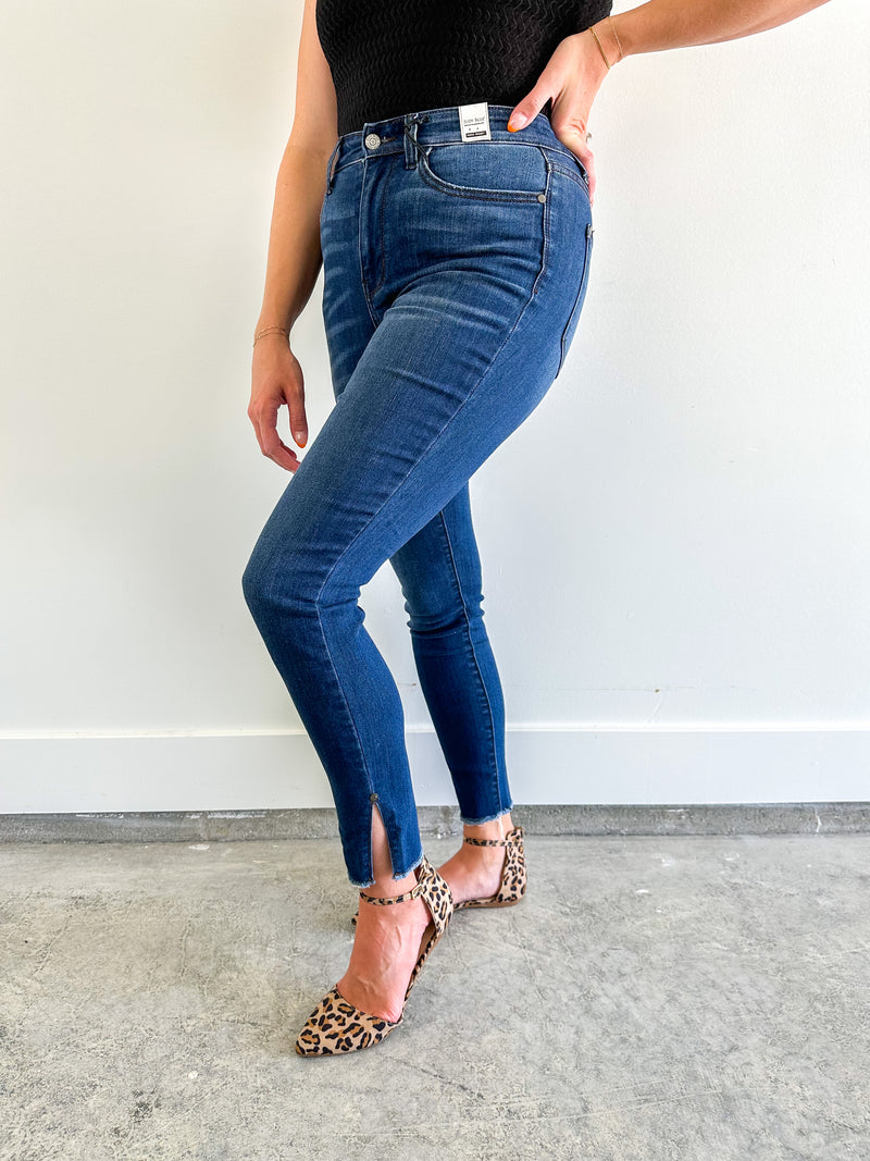Molly Jeans- Judy Blue