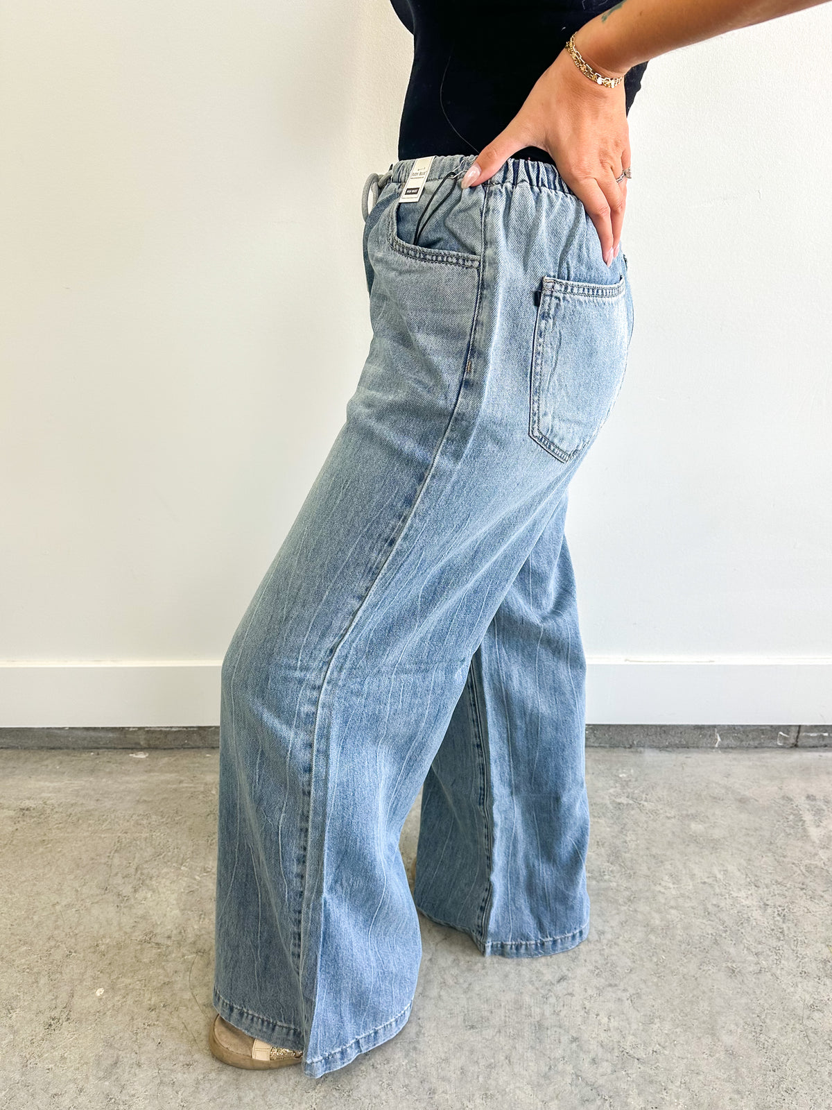 Featherweight Palazzo Judy Blue Jeans