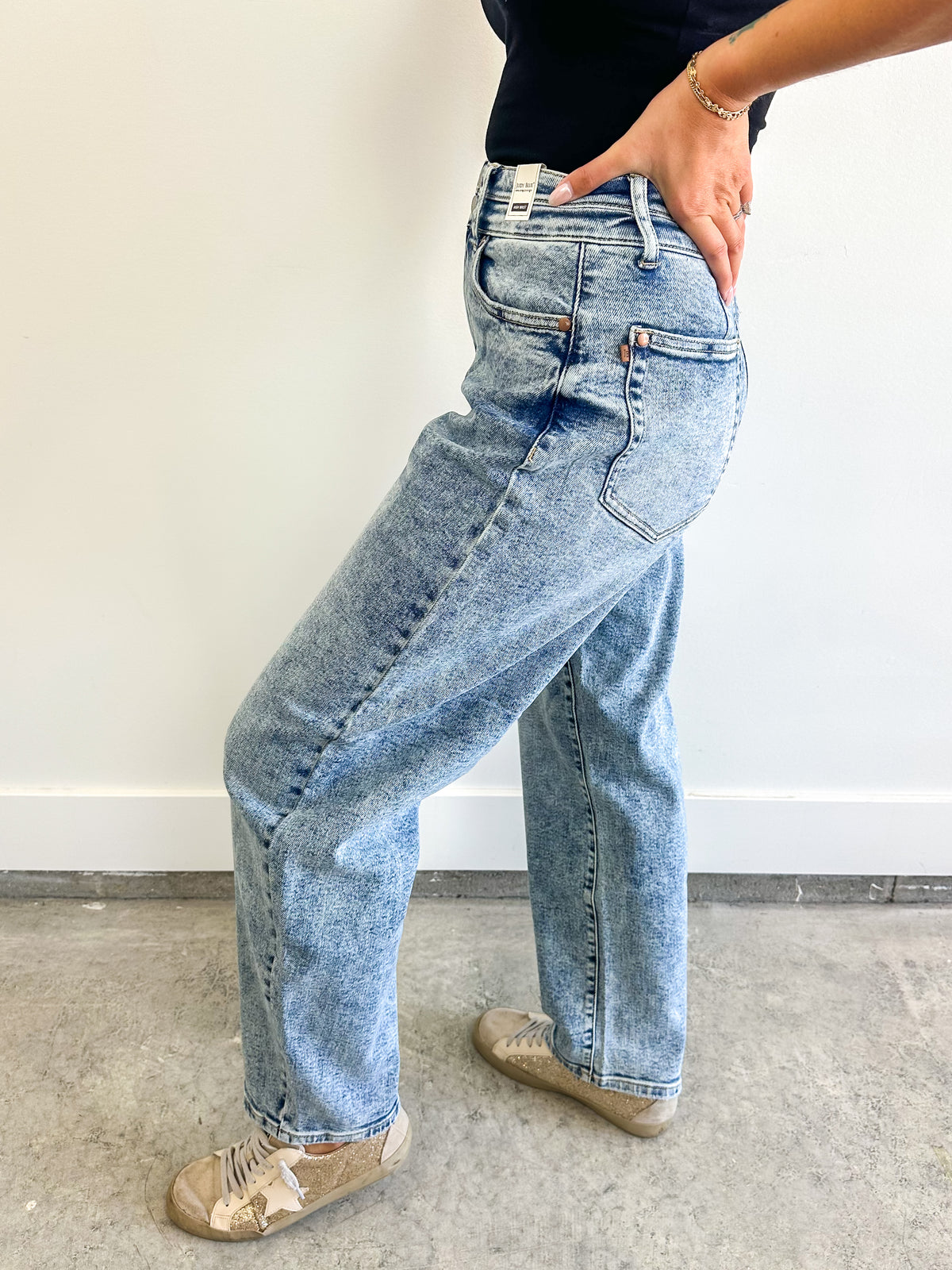 Marlow Double Waistband Barrel Judy Blue Jeans