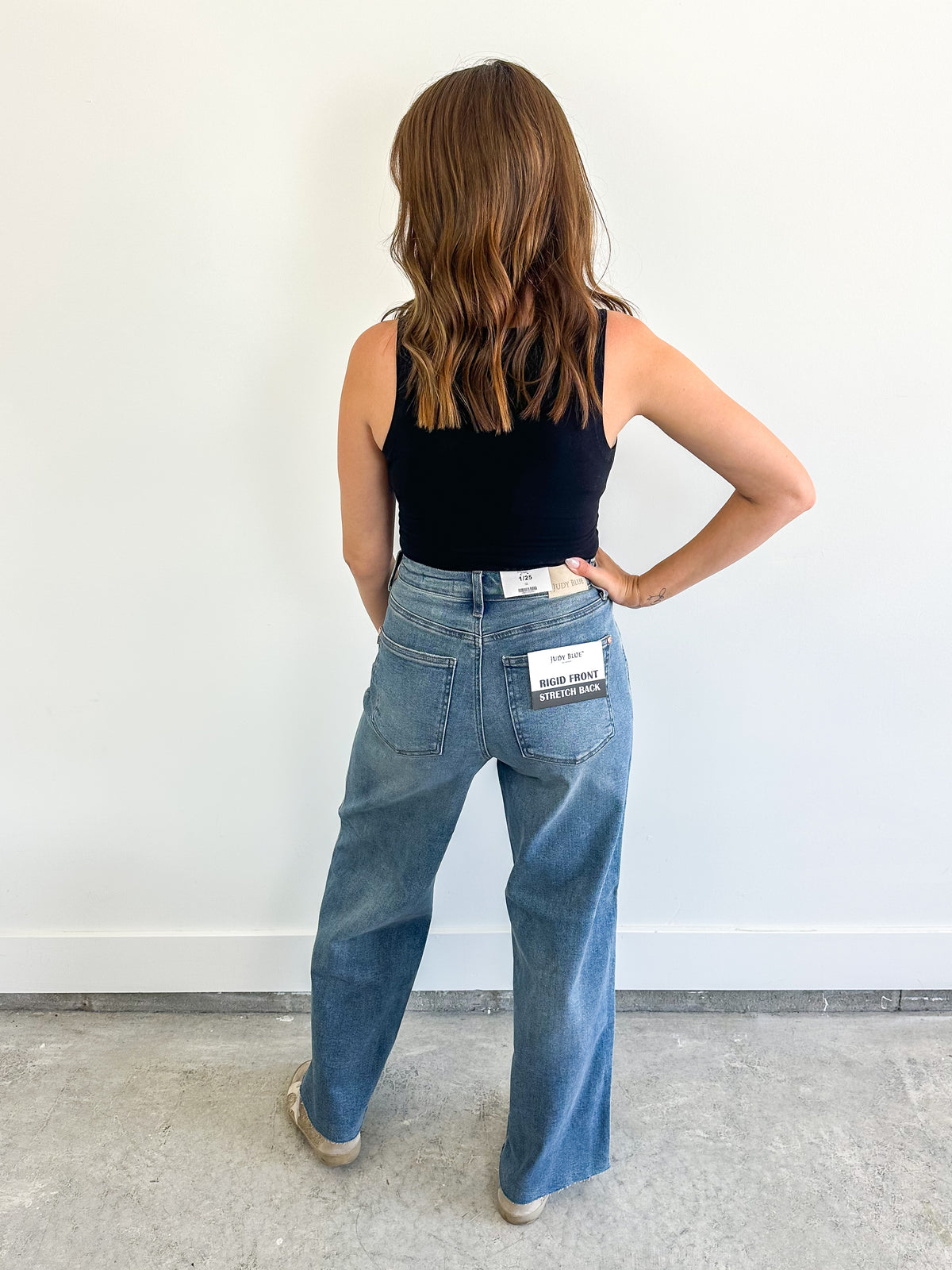 Wilhelmina Baggy Rigid Magic Judy Blue Jeans