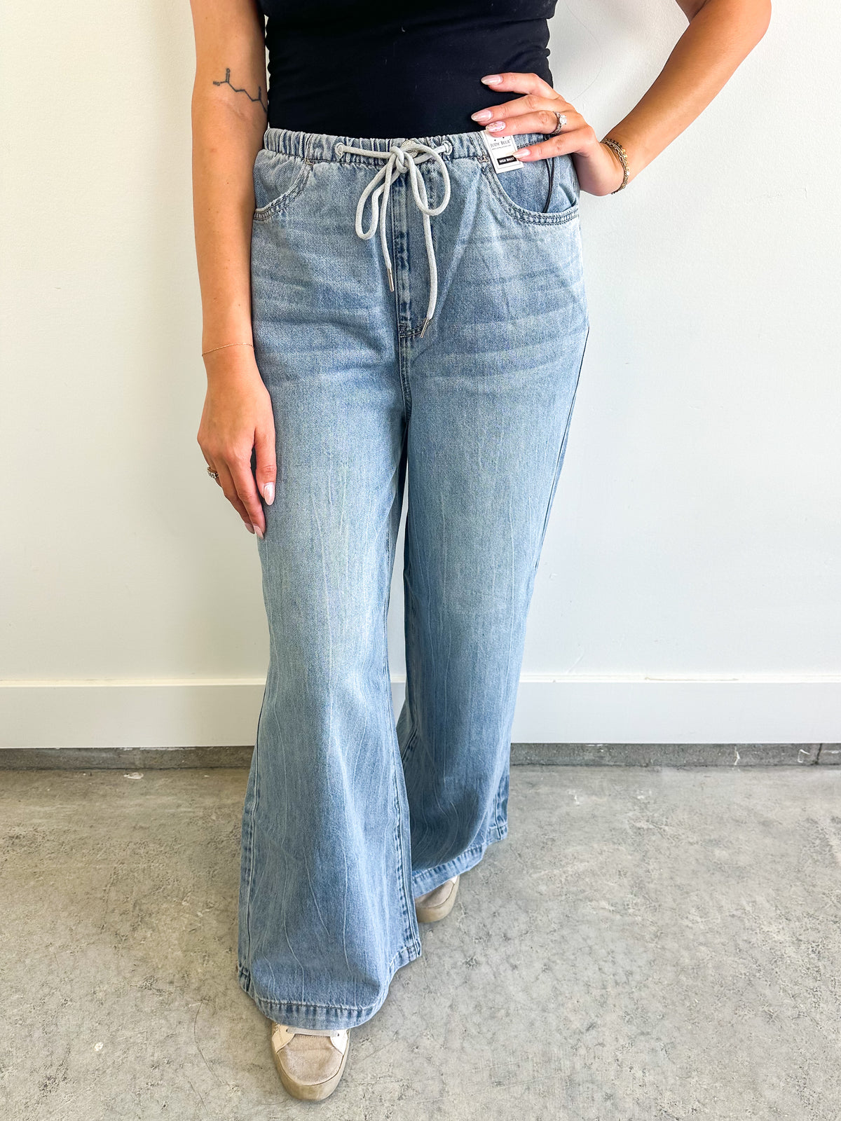 Featherweight Palazzo Judy Blue Jeans