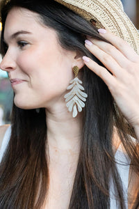 Palm Earrings- Seashell