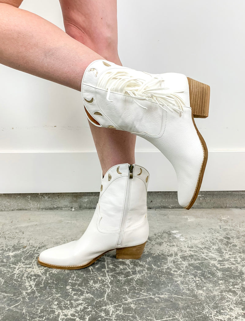 Phases Fringe Boots